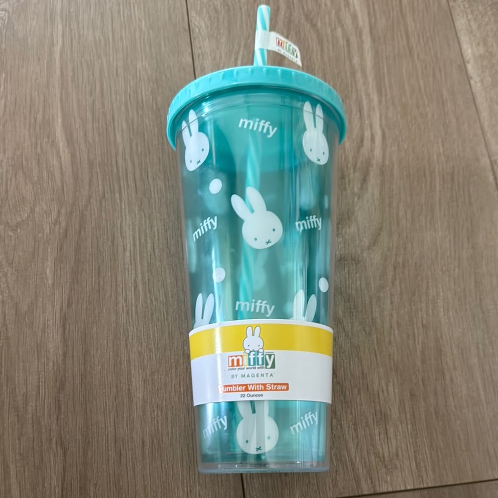 MIFFY Teal Tumbler with Straw NWT 🐰